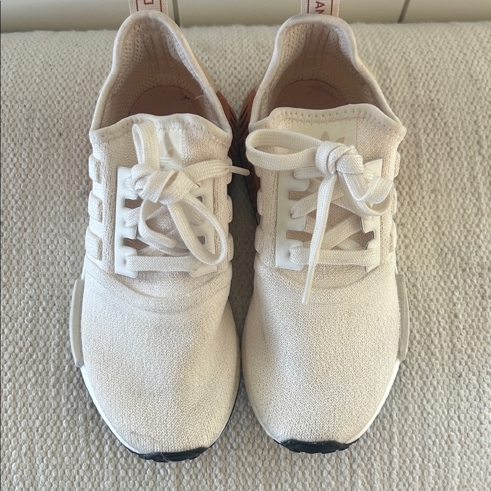 Adidas Women's Off-White Sneakers